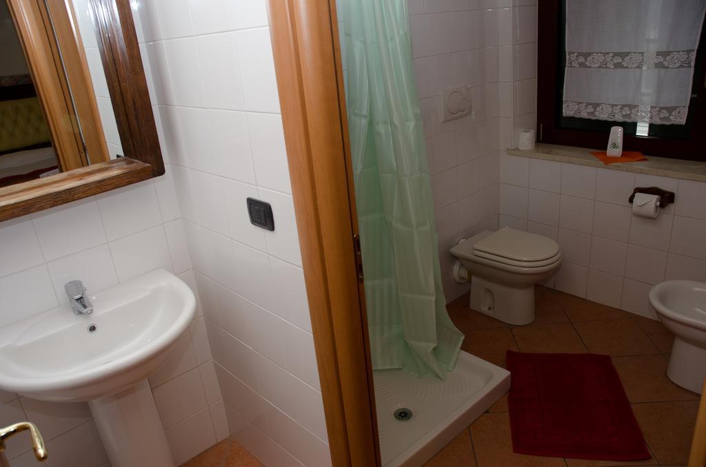 B&B 7 Camini San Giovanni Lupatoto Exterior photo